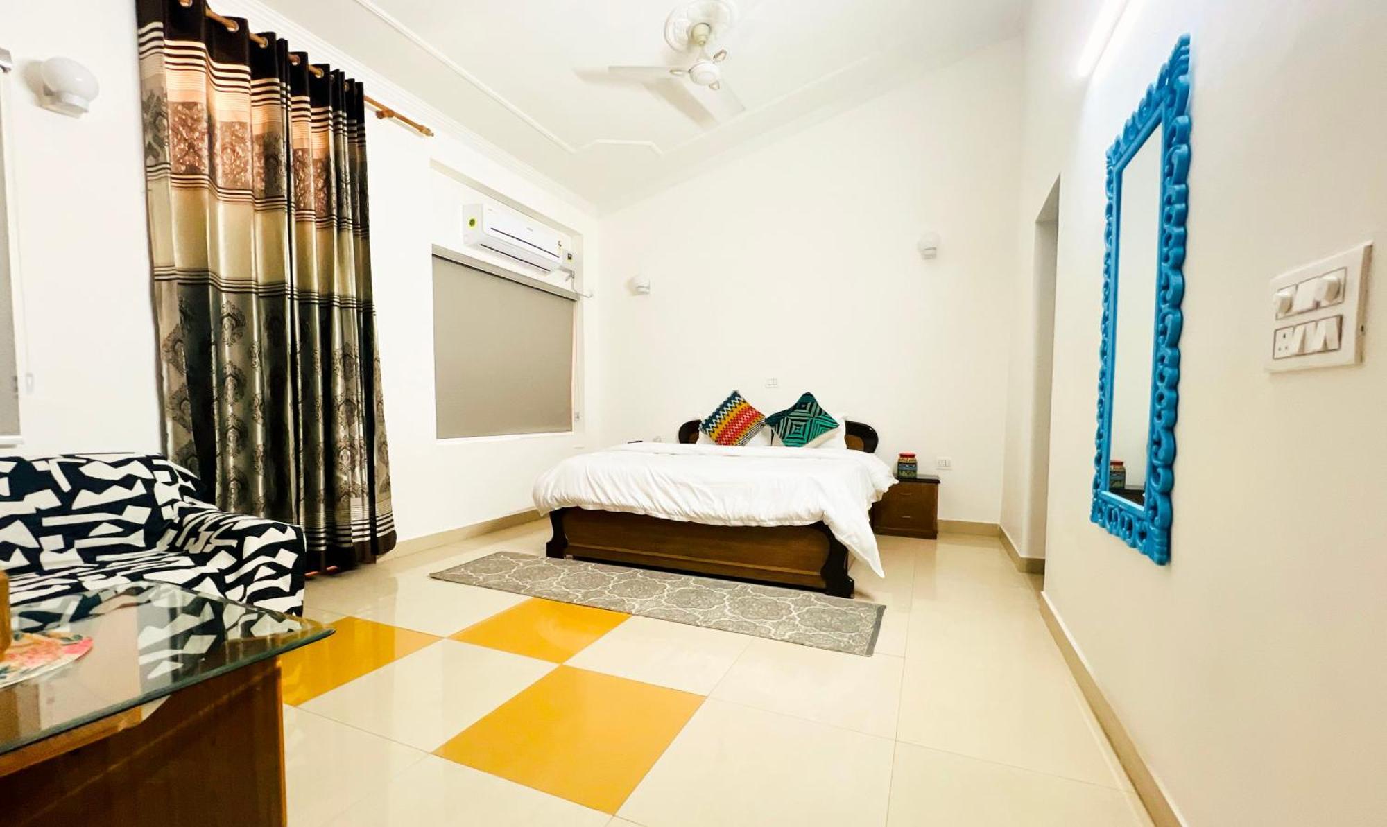 Homestay The Basera